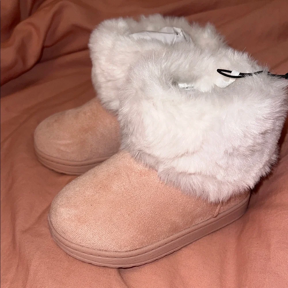 Cozy Pink Kids Boots with Faux Fur‎ Baby size 5